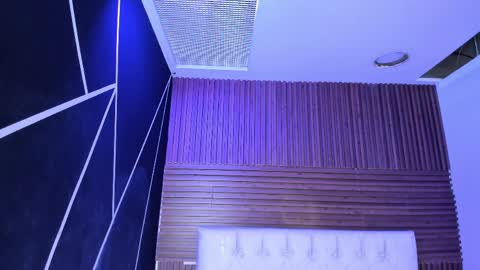 Zarina Waynne online show from April 4, 2026, 3:20 pm