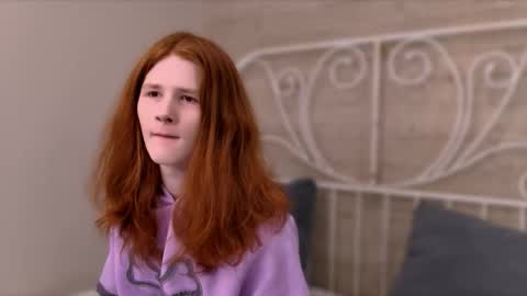 Snapshot of zaynginger chatting on November 18, 2025, 10:03 pm ZAYN online show from November 18, 2025, 10:03 pm