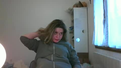 zazbella online show from February 1, 2026, 8:46 am