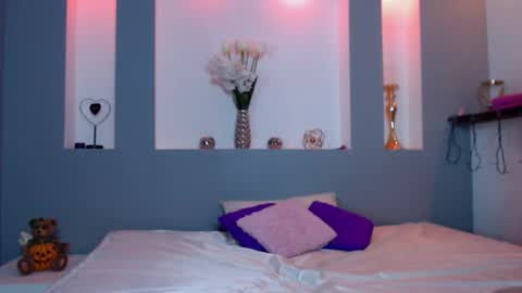 Karolyne online show from February 14, 2026, 11:51 am