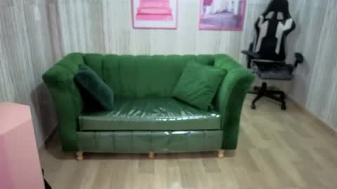 Zedin online show from April 15, 2026, 9:16 am