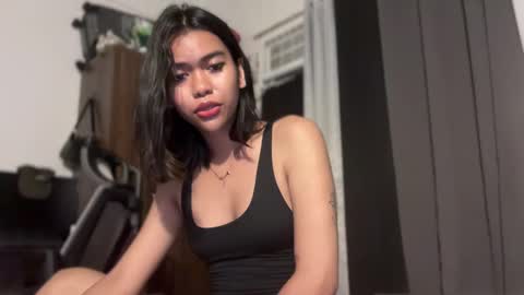 Snapshot of zeethefucker69 chatting on October 5, 2025, 5:33 pm Zo online show from October 5, 2025, 5:33 pm