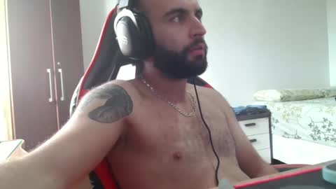 Snapshot of zefumaca582 chatting on November 6, 2025, 11:22 am zefumaca582 online show from November 6, 2025, 11:22 am