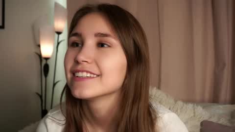 Emilia online show from September 16, 2025, 3:07 am