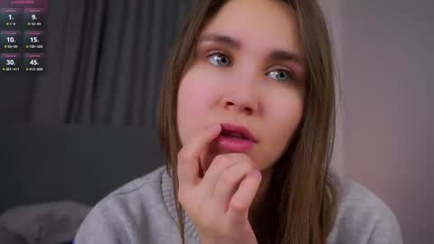 Emilia online show from January 6, 2026, 1:20 am