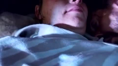 KENDAL Kaylee online show from November 9, 2025, 10:24 am