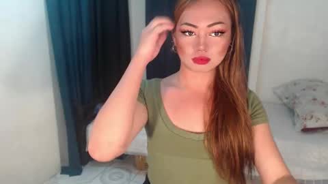 Snapshot of zemi_max chatting on December 15, 2025, 1:32 am zemi_max online show from December 15, 2025, 1:32 am