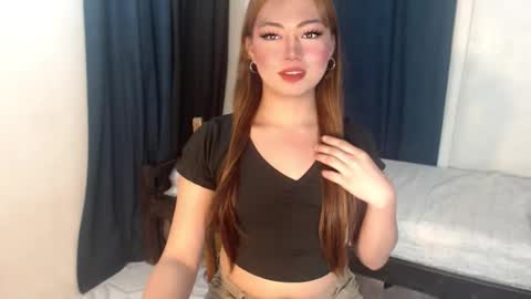 Snapshot of zemi_max chatting on December 18, 2025, 3:29 pm zemi_max online show from December 18, 2025, 3:29 pm