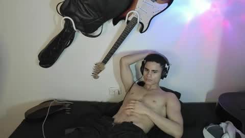 Snapshot of zenhzu chatting on December 20, 2024, 4:53 am zenzhu online show from December 20, 2024, 4:53 am