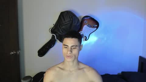 Snapshot of zenhzu chatting on December 21, 2024, 10:40 pm zenzhu online show from December 21, 2024, 10:40 pm