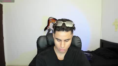 zenzhu online show from November 26, 2025, 1:06 am