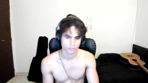 zenzhu online show from December 2, 2025, 6:08 am