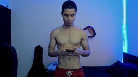 zenzhu online show from February 7, 2026, 8:12 pm