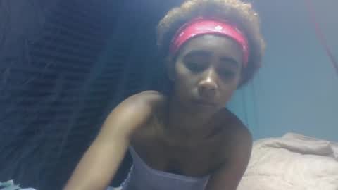 zeolineess online show from October 22, 2025, 5:13 pm