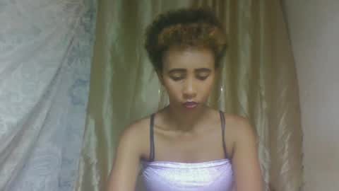 zeolineess online show from November 16, 2025, 6:57 pm