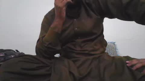 zes6363 online show from October 23, 2025, 6:28 pm