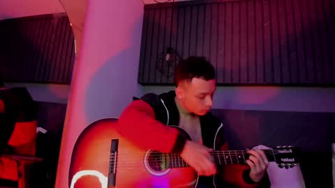 zeus online show from February 1, 2025, 5:39 am