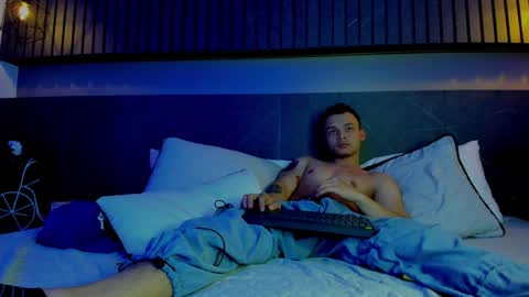 zeus online show from February 7, 2025, 3:55 am