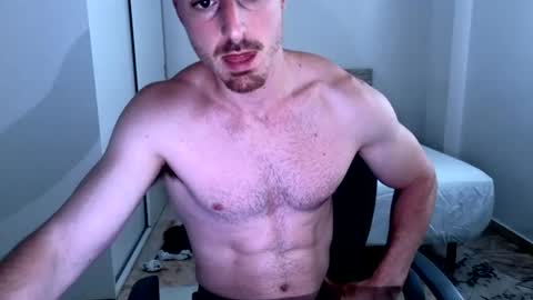 Snapshot of zeusoctavian chatting on August 5, 2026, 5:27 pm Zeus Octavian online show from August 5, 2026, 5:27 pm