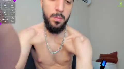 Snapshot of zeyn_edwards chatting on July 10, 2026, 11:02 am ZEYN online show from July 10, 2026, 11:02 am