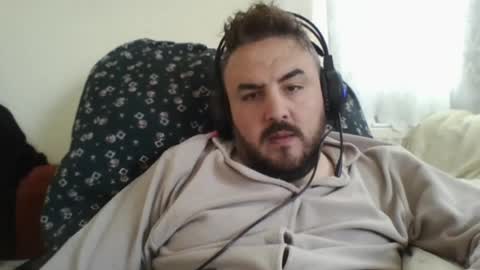 zH1NaSaH online show from May 3, 2026, 7:36 am