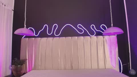 zhally_dee online show from March 4, 2026, 7:31 pm