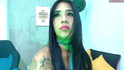 ZHAMIRA  ANDRES online show from January 12, 2025, 7:00 am