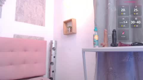 ZHAMIRA  ANDRES online show from May 11, 2026, 8:17 pm