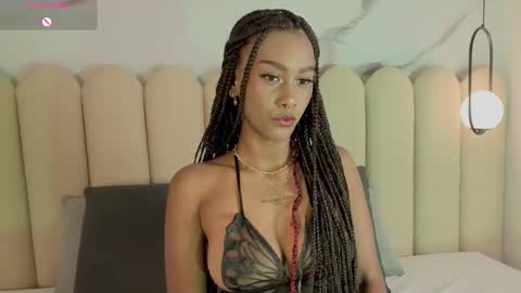 Snapshot of zhara_lenoire chatting on February 23, 2026, 7:00 pm Zhara online show from February 23, 2026, 7:00 pm