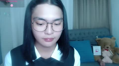 im your lovely zhaviabigcock here online show from June 4, 2026, 3:34 am