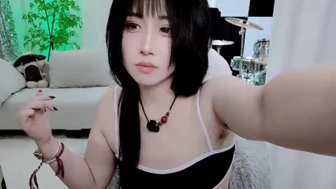 Snapshot of zhen0 chatting on November 4, 2025, 12:48 pm zhen online show from November 4, 2025, 12:48 pm