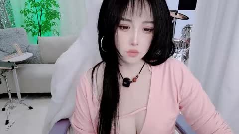 Snapshot of zhen0 chatting on December 5, 2025, 10:24 am zhen online show from December 5, 2025, 10:24 am