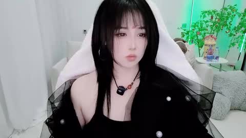 zhen online show from February 14, 2026, 1:19 pm