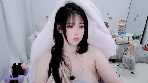 zhen online show from March 27, 2026, 1:44 pm