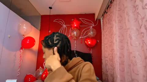 Zia Green online show from February 15, 2025, 12:11 pm