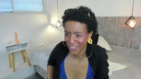 Snapshot of zia_green chatting on June 3, 2026, 2:33 pm Zia Green online show from June 3, 2026, 2:33 pm