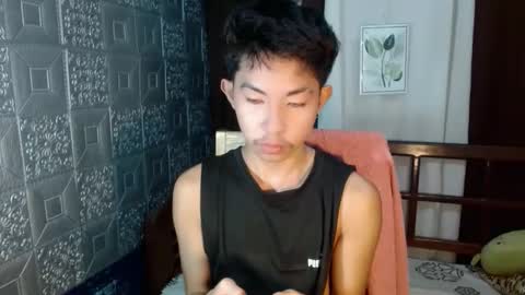 zian_smith online show from September 22, 2025, 12:23 am