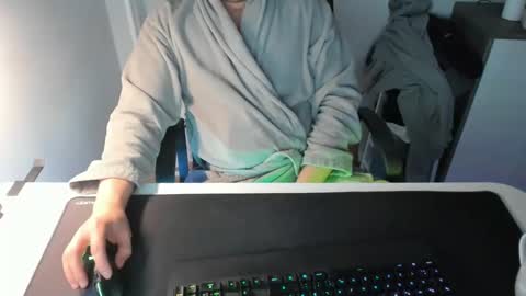 ziemlichflutschig online show from January 30, 2025, 1:11 am