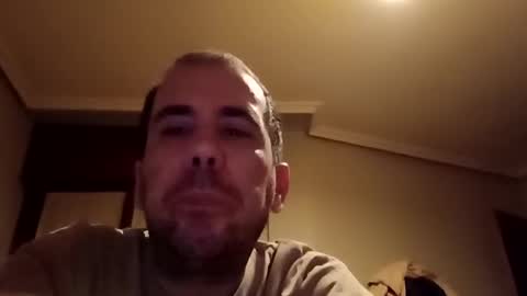 Snapshot of zigor13 chatting on February 20, 2025, 10:48 pm zigor13 online show from February 20, 2025, 10:48 pm