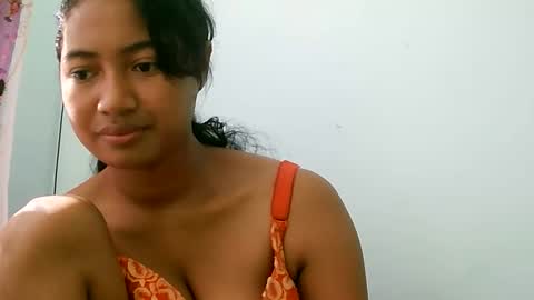 Snapshot of zina479102 chatting on April 23, 2026, 6:14 am elly online show from April 23, 2026, 6:14 am