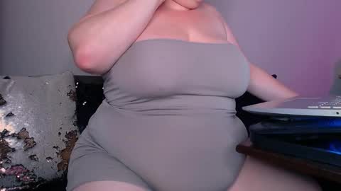 Snapshot of zinacorleone chatting on October 24, 2025, 9:00 pm zinacorleone online show from October 24, 2025, 9:00 pm