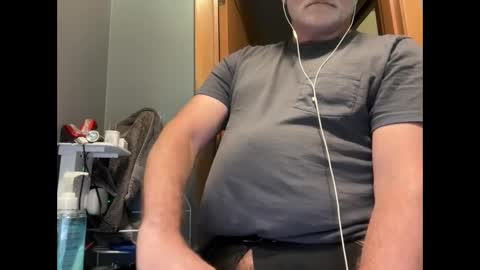 zinger283069 online show from September 18, 2025, 8:44 pm