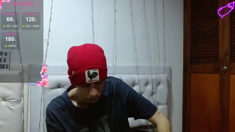 Snapshot of zion_bora chatting on December 4, 2024, 2:09 am Zion Bora online show from December 4, 2024, 2:09 am