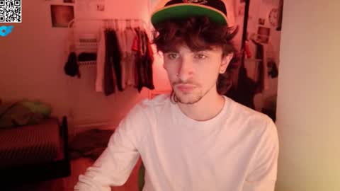 Snapshot of zipdown_ chatting on January 19, 2026, 3:43 am zipdown online show from January 19, 2026, 3:43 am