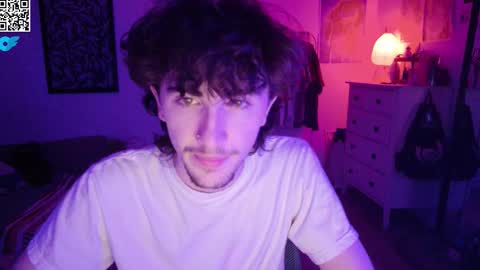 Snapshot of zipdown_ chatting on February 1, 2026, 2:43 am zipdown online show from February 1, 2026, 2:43 am