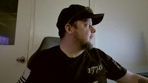 Snapshot of zissix chatting on February 14, 2025, 1:45 am zissix online show from February 14, 2025, 1:45 am