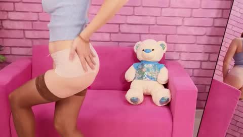 Snapshot of zlata_winsor chatting on September 30, 2025, 11:59 am zlata_winsor online show from September 30, 2025, 11:59 am