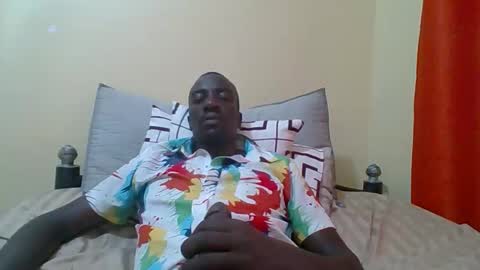 Zlatann2012 online show from October 26, 2025, 1:39 pm