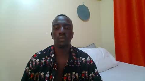 Zlatann2012 online show from November 12, 2025, 7:13 pm