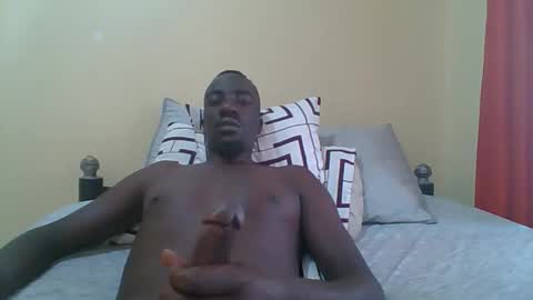 Zlatann2012 online show from December 14, 2025, 1:05 pm